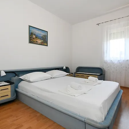 Gostinjska kuća Light - With Air Conditioning Zadar